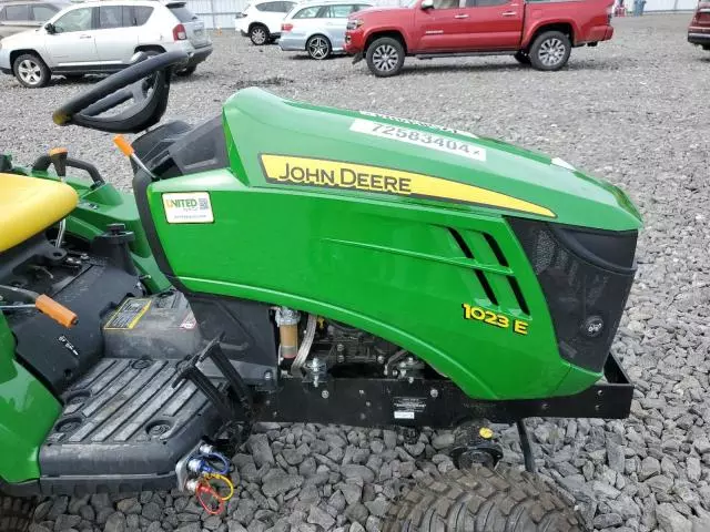 2024 John Deere 1025R