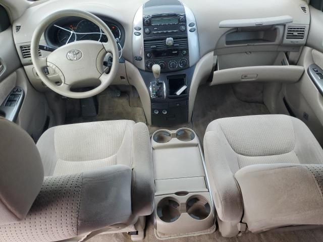 2007 Toyota Sienna CE