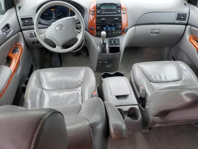 2006 Toyota Sienna XLE