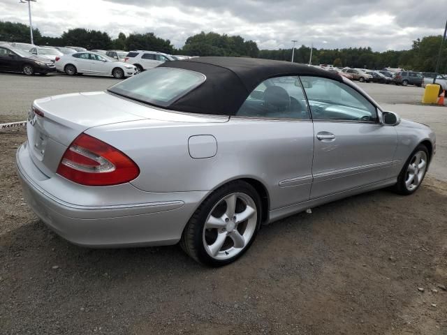 2005 Mercedes-Benz CLK 320