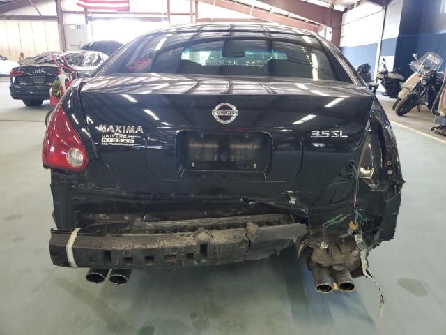 2005 Nissan Maxima SE