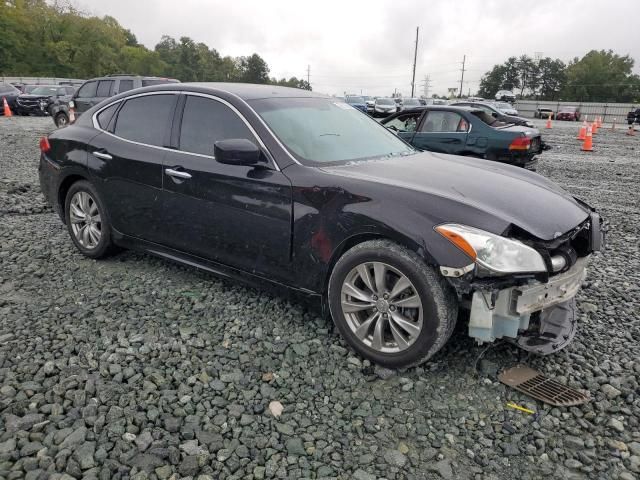 2012 Infiniti M56