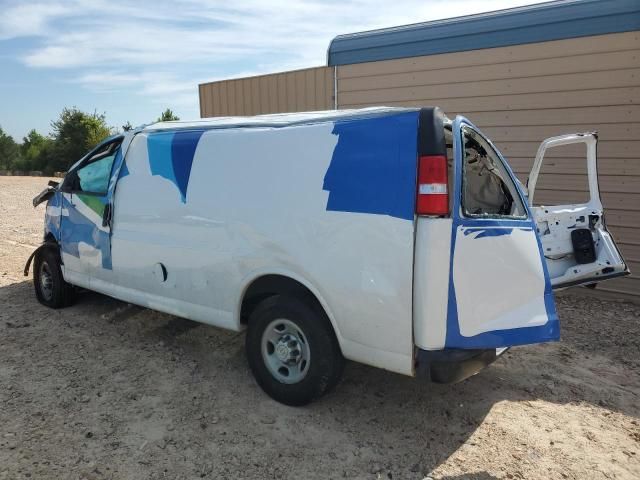 2020 Chevrolet Express G2500