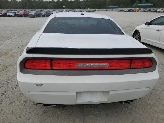 2013 Dodge Challenger SXT