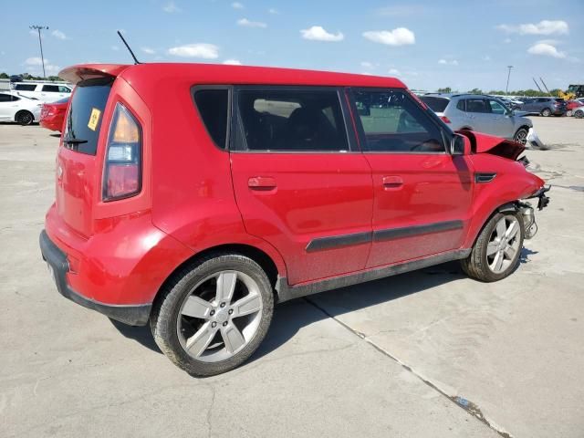 2010 KIA Soul +