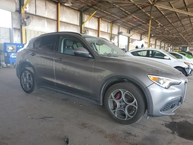 2018 Alfa Romeo Stelvio Sport