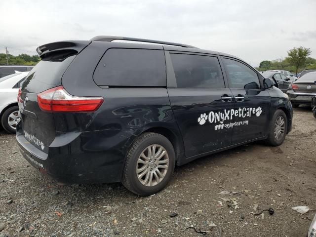 2015 Toyota Sienna XLE