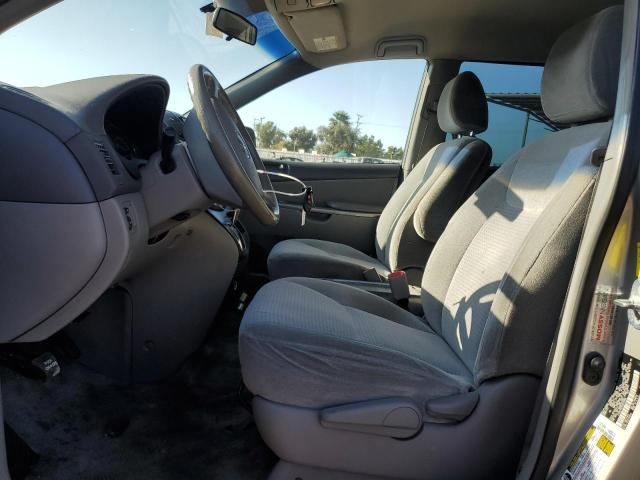 2010 Toyota Sienna CE