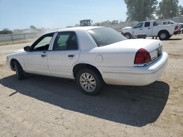 2003 Ford Crown Victoria LX