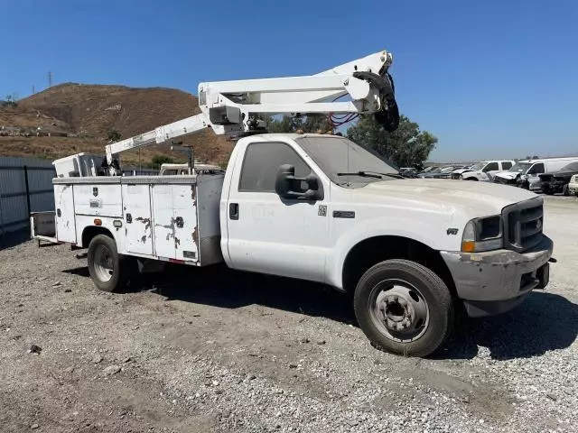 2004 Ford F550 Super Duty