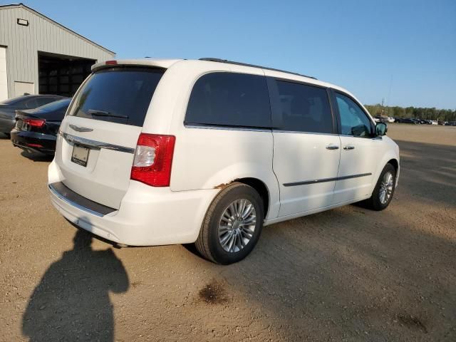 2015 Chrysler Town & Country Touring L