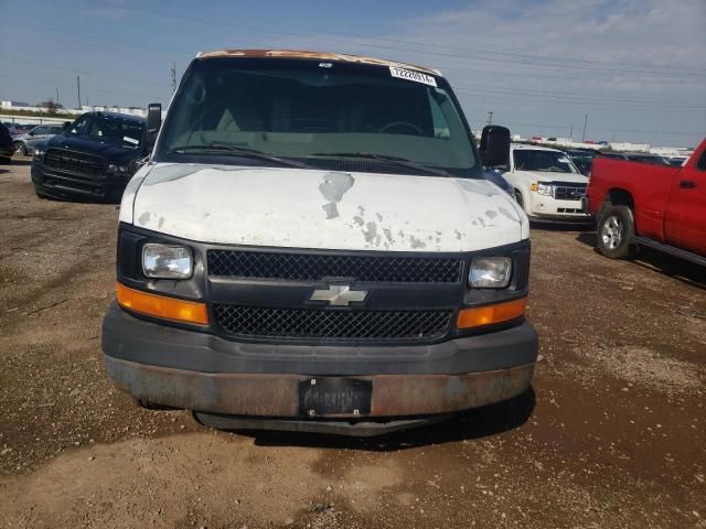 2004 Chevrolet Express G2500