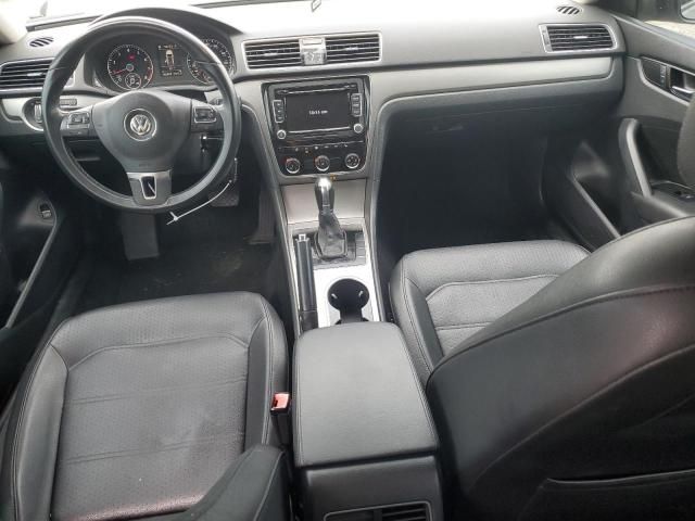 2014 Volkswagen Passat SE