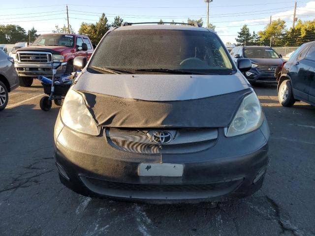 2009 Toyota Sienna CE