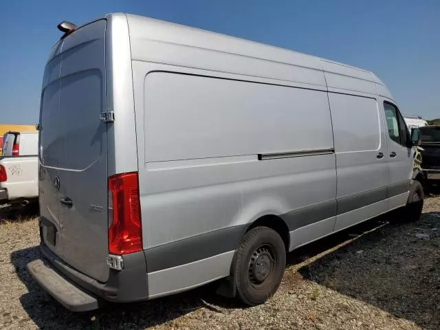 2023 Mercedes-Benz Sprinter 2500