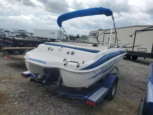 2006 Tracker Boat