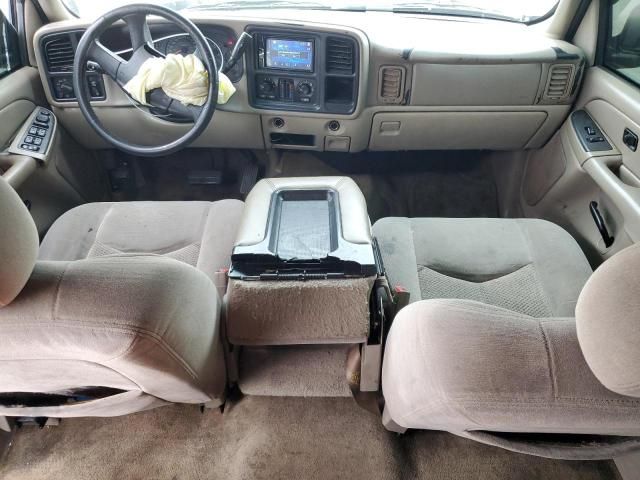 2004 Chevrolet Tahoe C1500