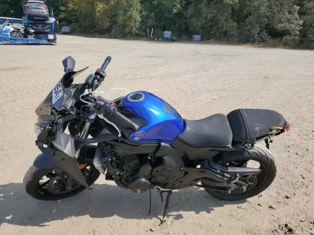 2013 Kawasaki EX650 E