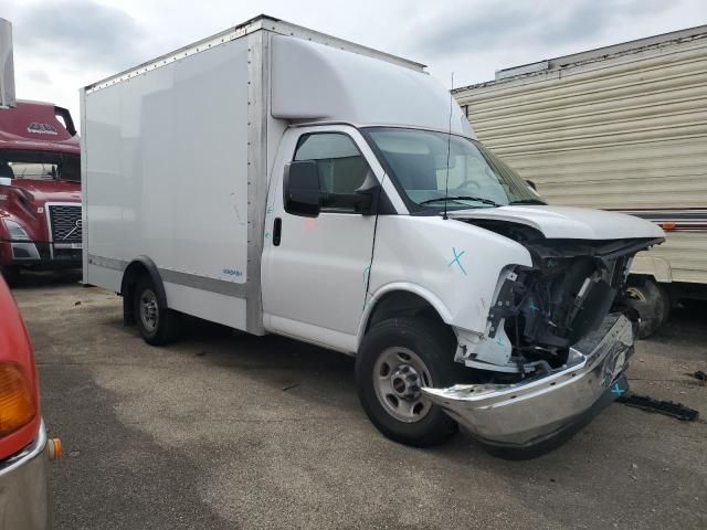 2023 GMC Savana Cutaway G3500