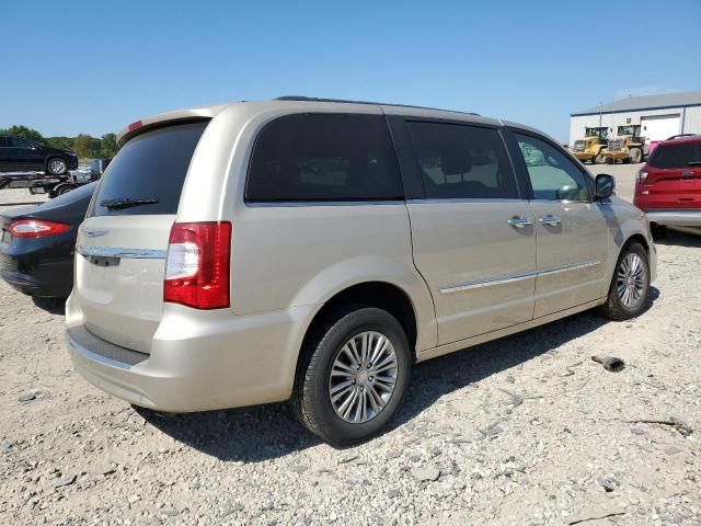 2016 Chrysler Town & Country Touring L