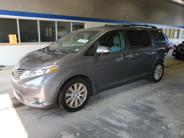 2017 Toyota Sienna XLE