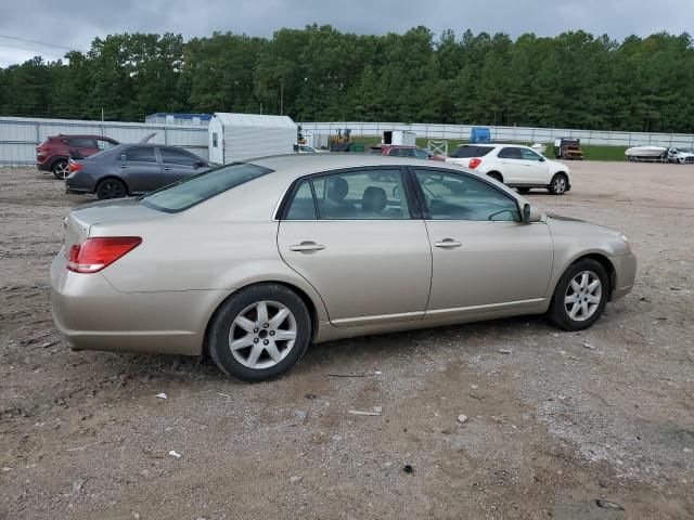 2005 Toyota Avalon XL