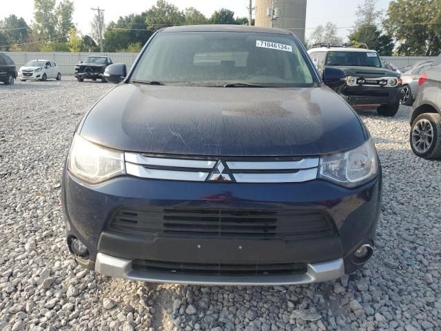 2015 Mitsubishi Outlander SE