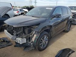 Salvage cars for sale at Elgin, IL auction: 2017 Toyota Highlander SE