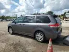 2013 Toyota Sienna XLE