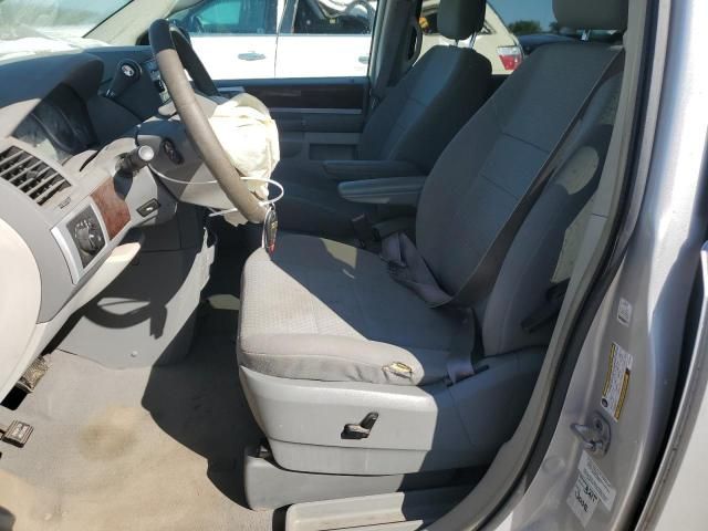 2010 Chrysler Town & Country Touring