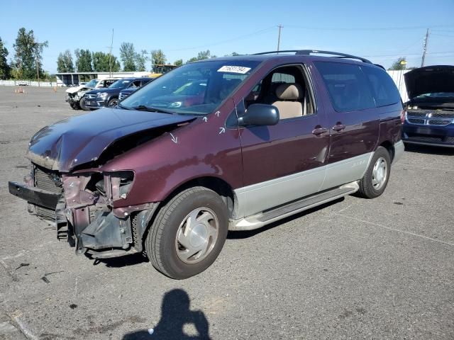 2000 Toyota Sienna LE