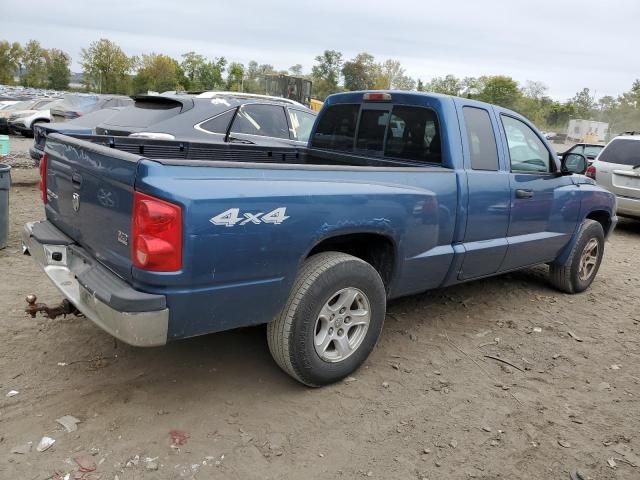 2005 Dodge Dakota SLT