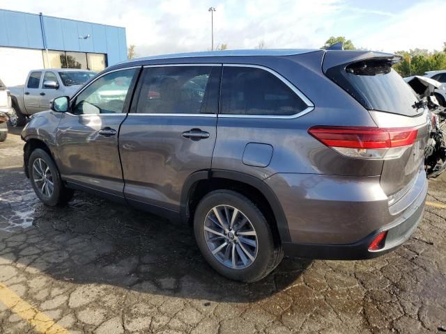 2019 Toyota Highlander SE