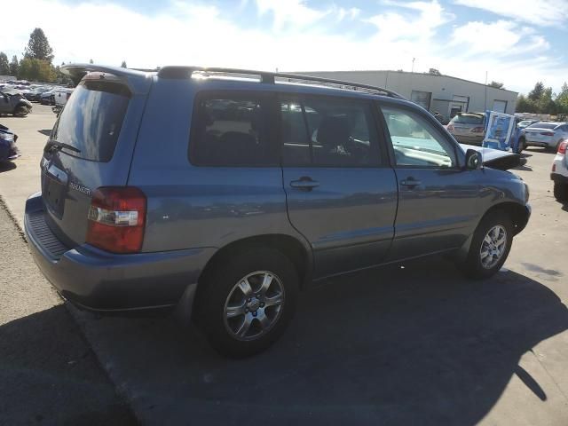 2004 Toyota Highlander Base