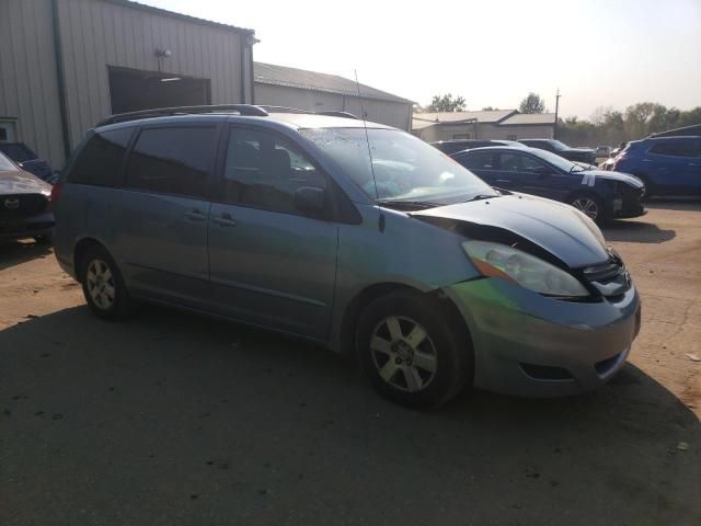 2007 Toyota Sienna CE