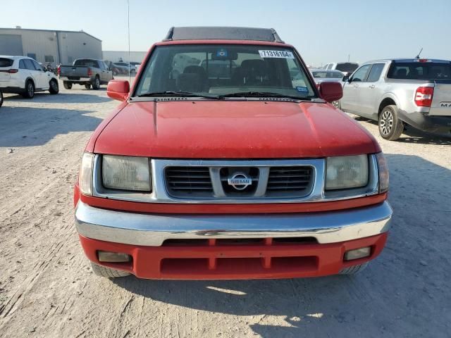 2000 Nissan Frontier Crew Cab XE