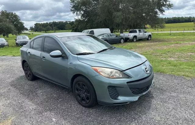 2013 Mazda 3 I