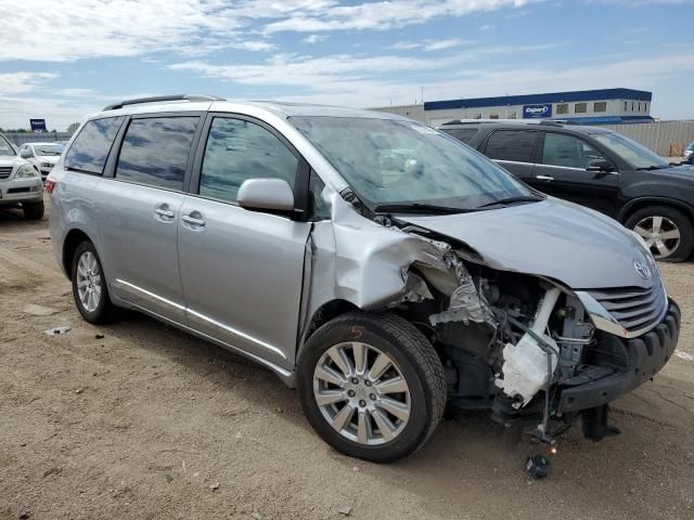 2017 Toyota Sienna XLE