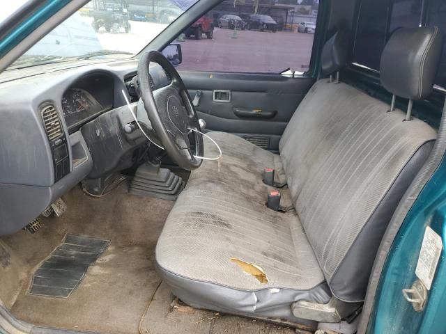 1995 Nissan Truck E/XE