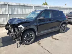 Carros salvage sin ofertas aún a la venta en subasta: 2021 Chevrolet Trailblazer LT