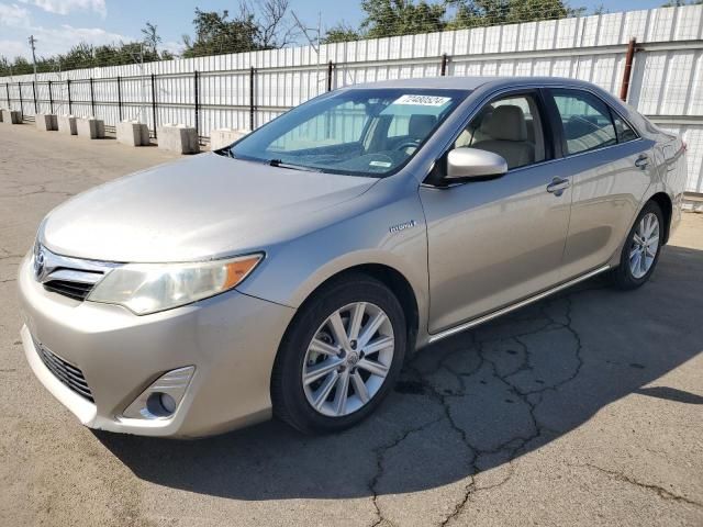 2014 Toyota Camry Hybrid