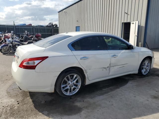 2010 Nissan Maxima S