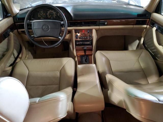 1990 Mercedes-Benz 300 SE