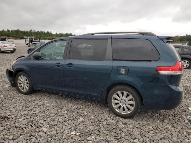 2011 Toyota Sienna LE