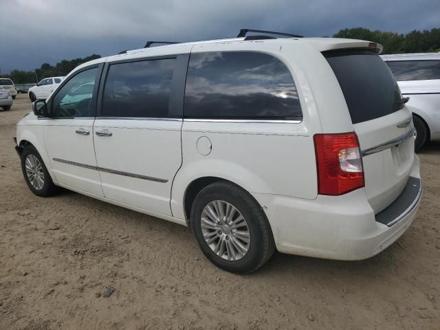 2012 Chrysler Town & Country Limited