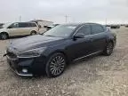 2017 KIA Cadenza Premium