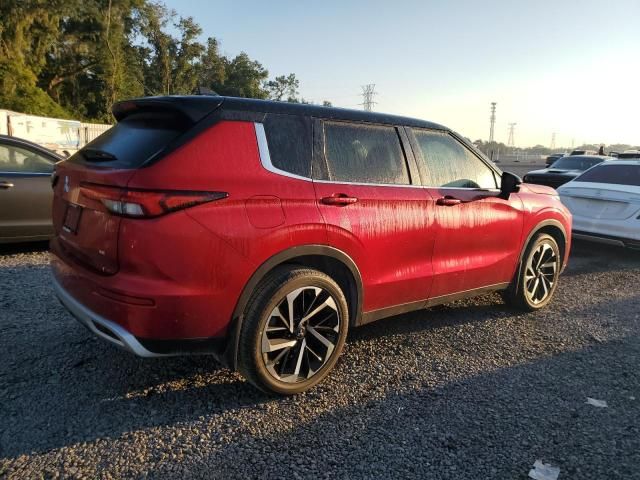 2023 Mitsubishi Outlander SE