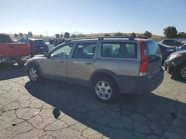 2003 Volvo XC70