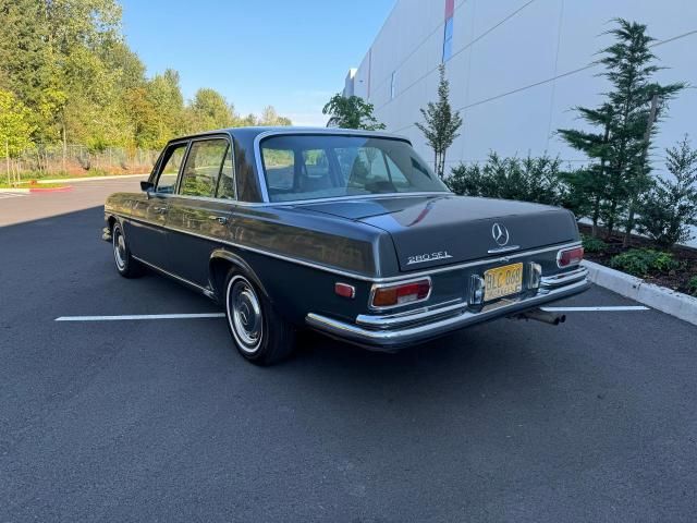 1971 Mercedes-Benz 280 SEL