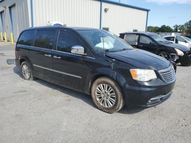 2012 Chrysler Town & Country Limited